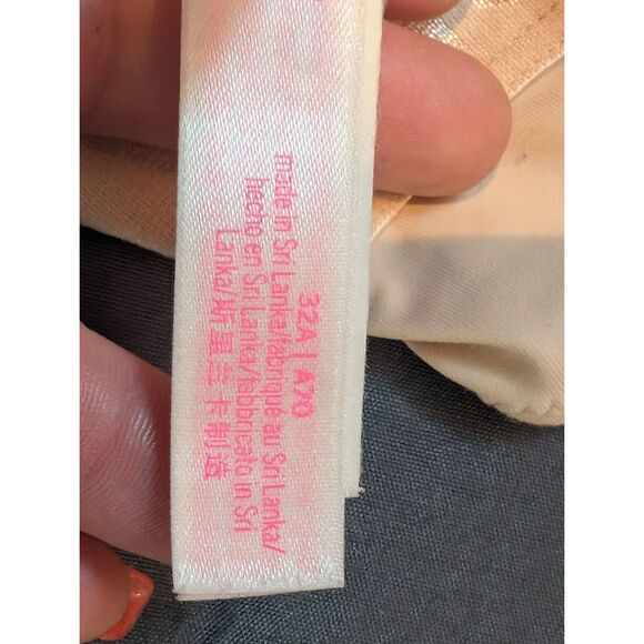 Victoria's Secret PINK nude T-shirt bra 32A - Picture 4 of 4